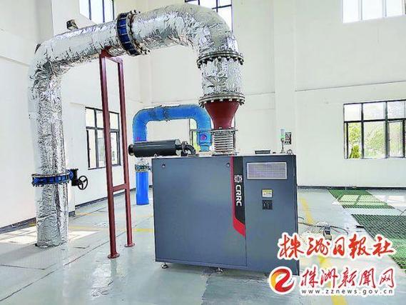 中车株洲电机公司研发的75kw气悬浮高速离心鼓风机